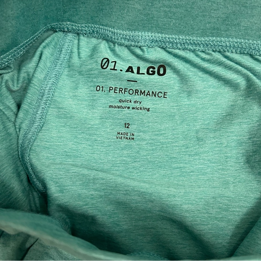 01.Algo shorts size 12 boys - Picture 3 of 4